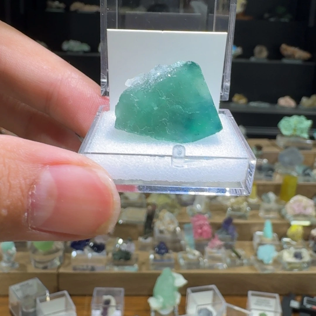 月下珠宝严选矿物