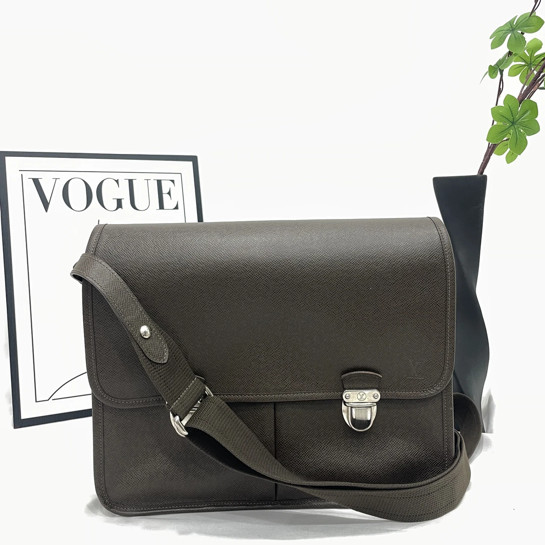 95新 LouisVuitton/路易威登 邮差斜挎包/15146
