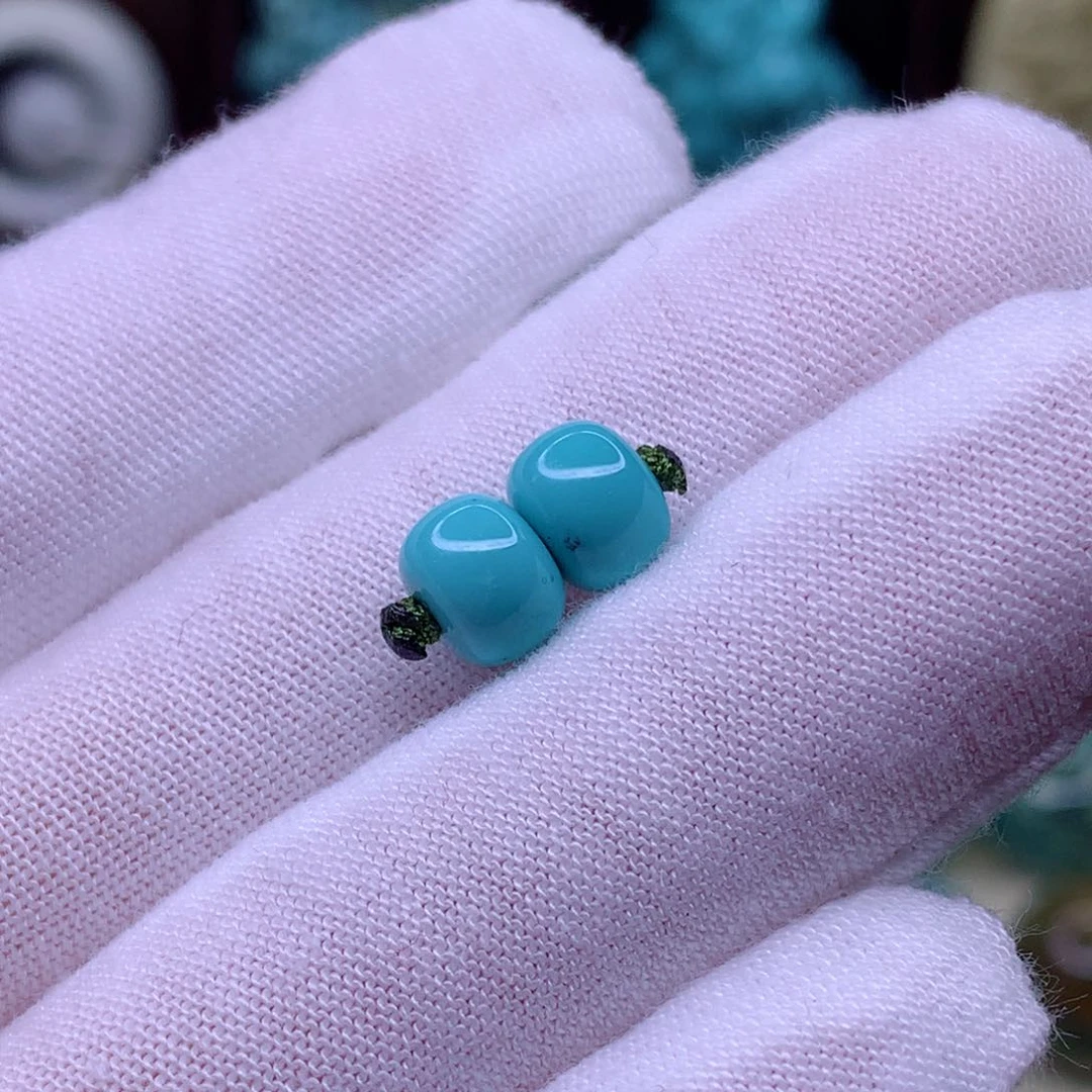 绿松石颈饰未镶嵌