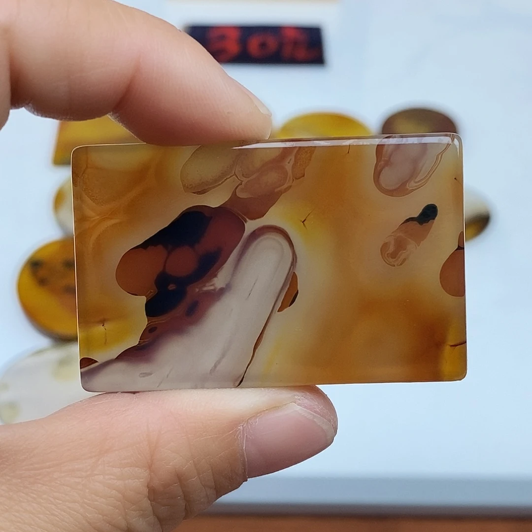 玛瑙/玉髓未镶嵌珠宝半成品