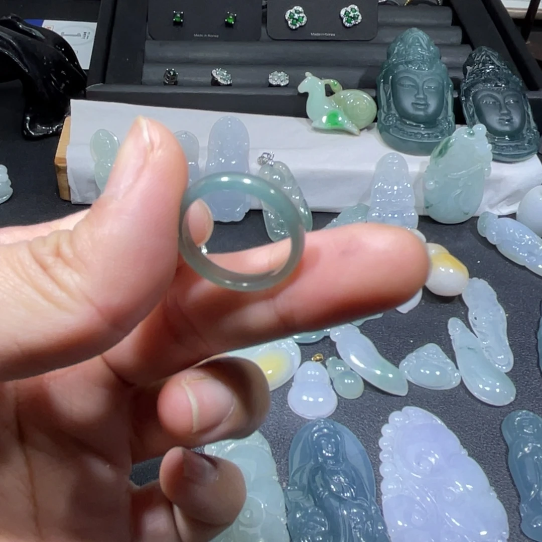 翡翠未镶嵌颈饰223