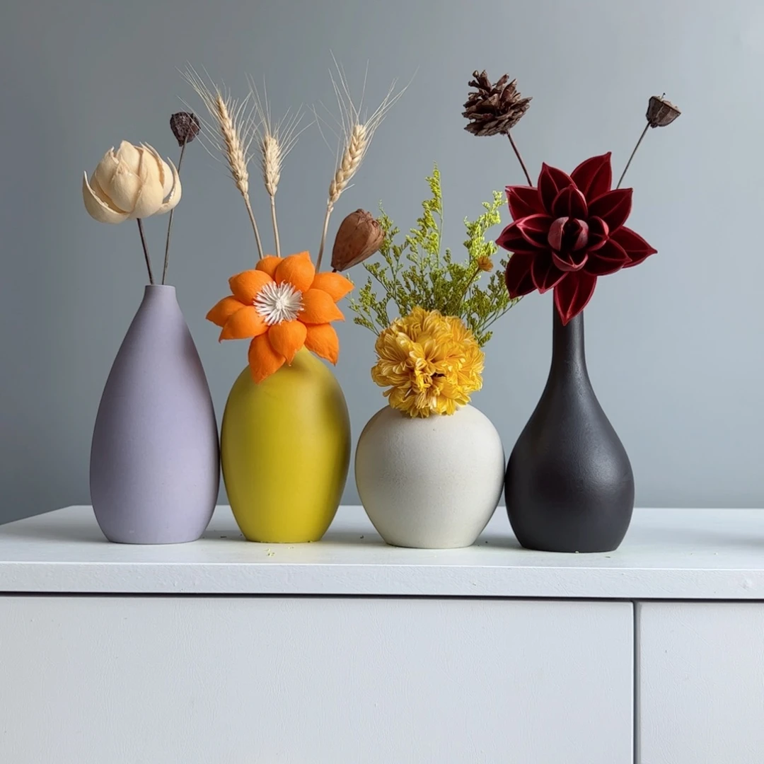 摆件陶瓷小花瓶摆件含花总高约20-30cm