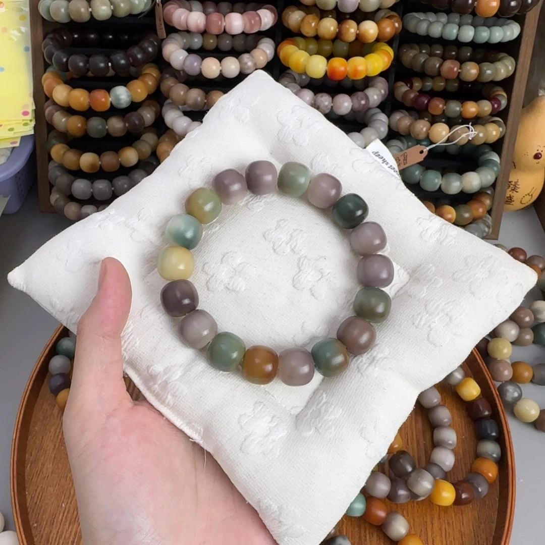 吊坠白玉菩提干磨  绿影茶韵