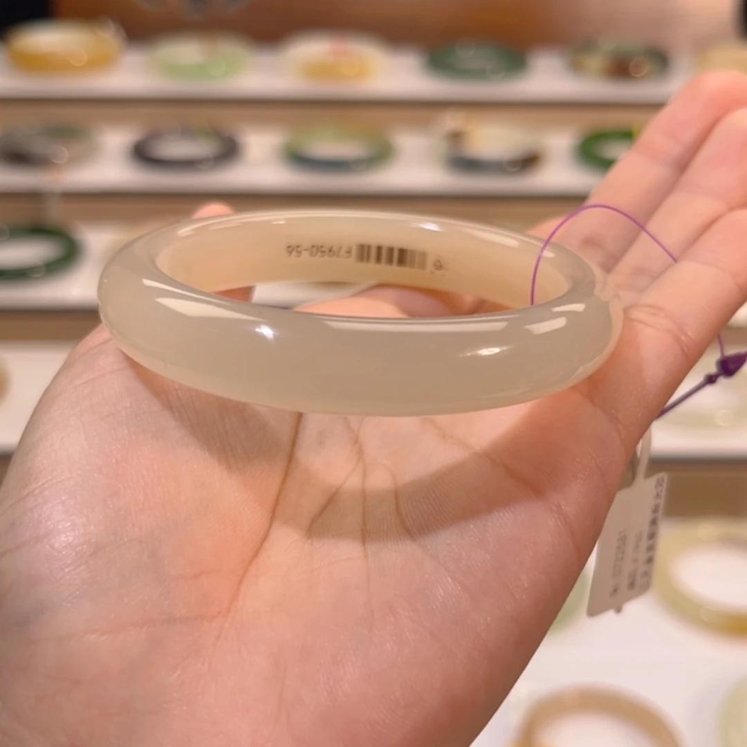 和田玉未镶嵌手镯冰粉