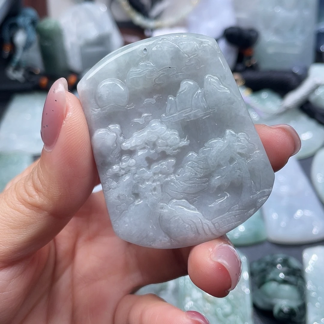 翡翠未镶嵌颈饰翡翠