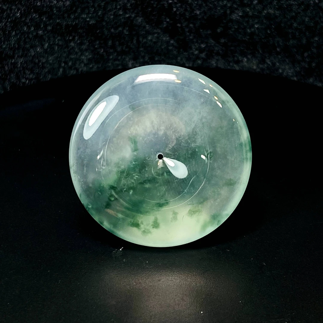 RX29天然缅甸A货翡翠冰种绿花平安扣/085288/北京中保拍卖