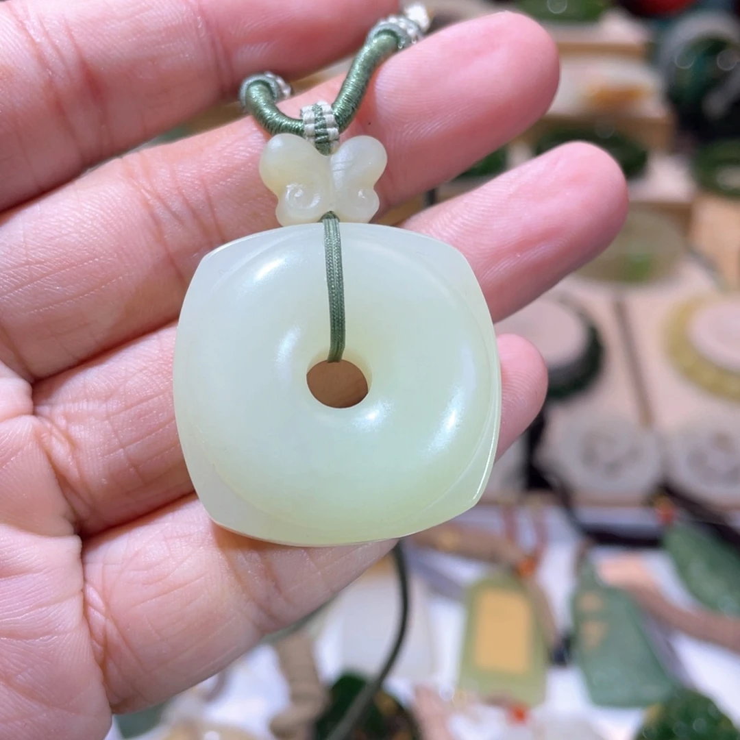 和田玉未镶嵌颈饰高品黄口玉琮