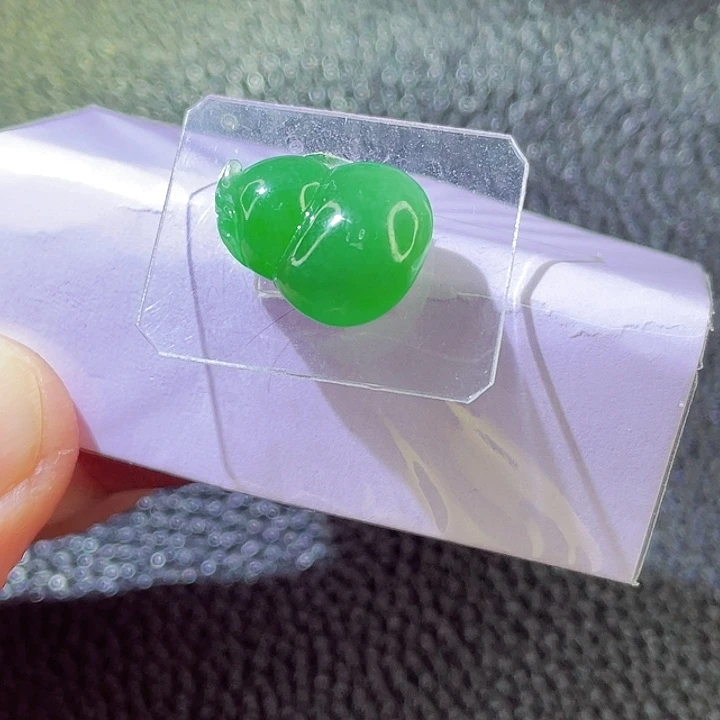 未镶嵌定制翡翠翡翠