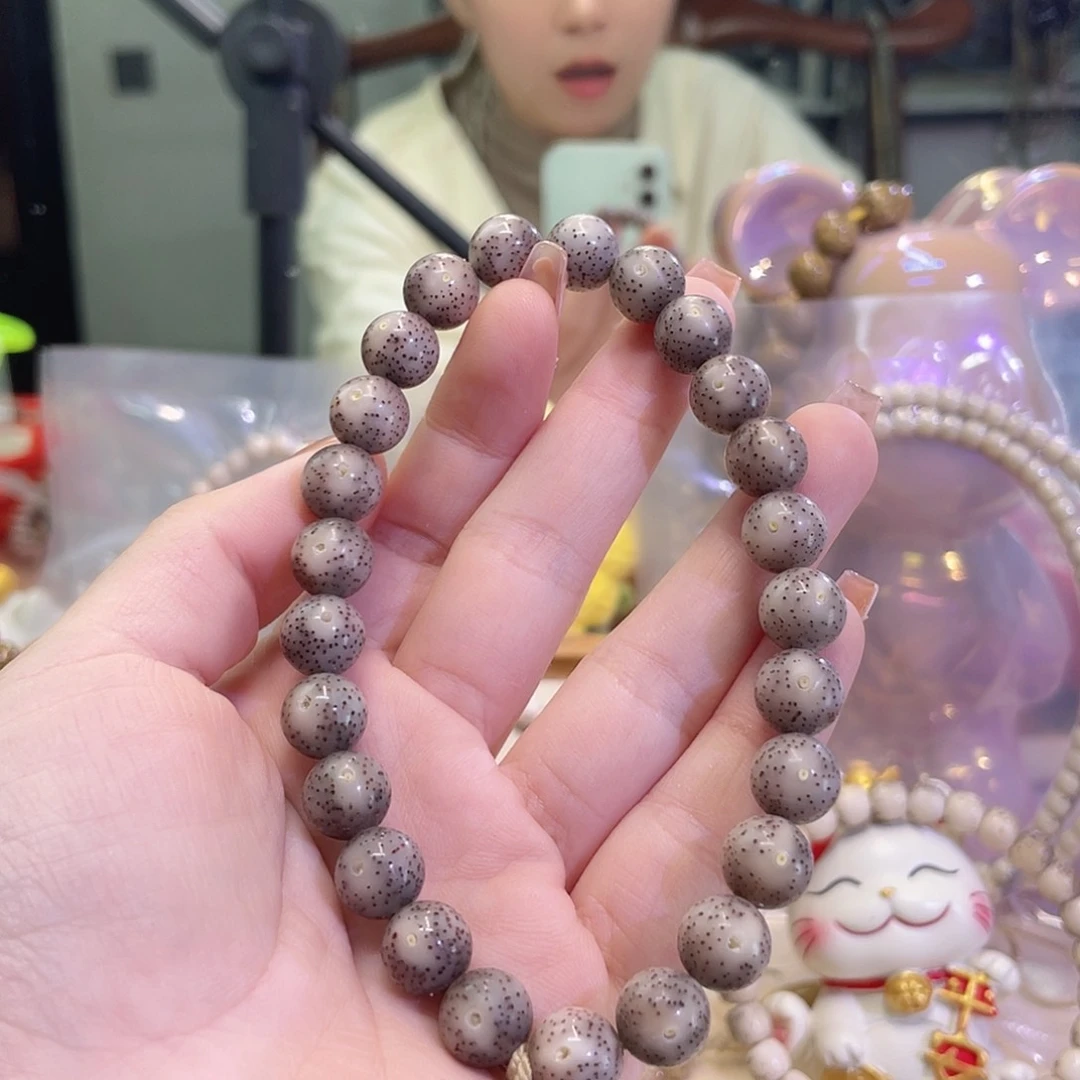 吊坠星月菩提年*星月菩提海南同枝果A17
