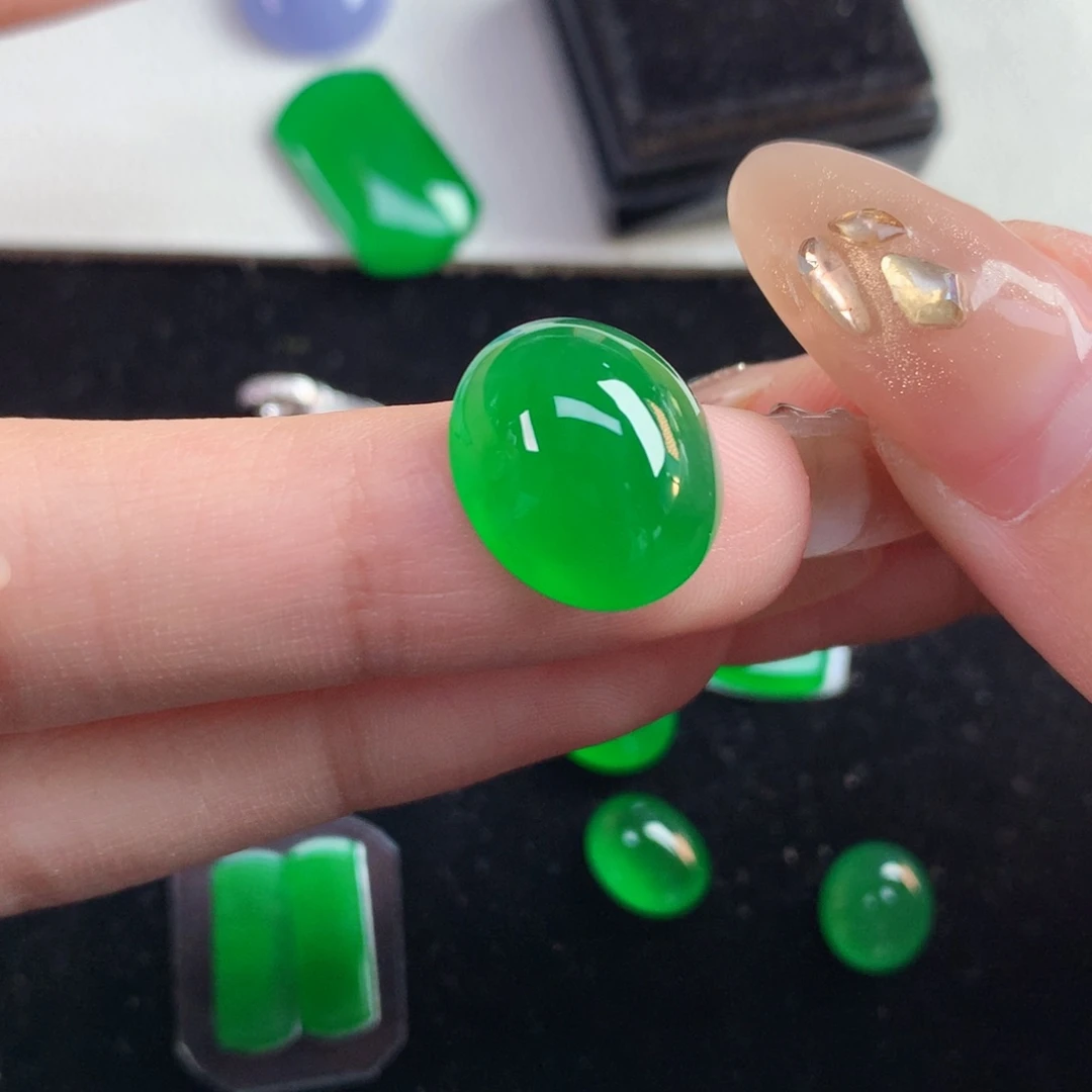 自***海翡翠裸石14.6/12.6/7