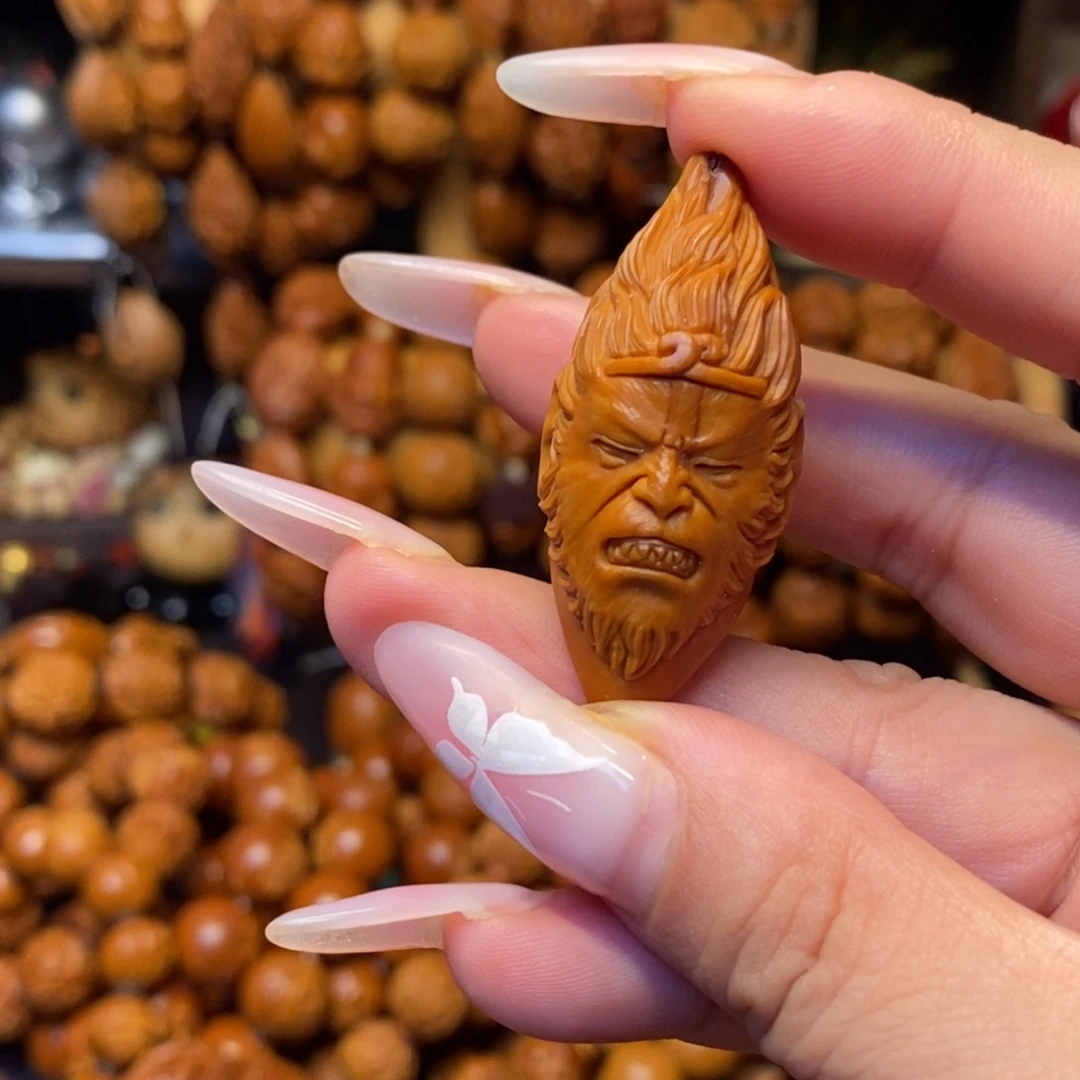 吊坠橄榄核齐天大圣