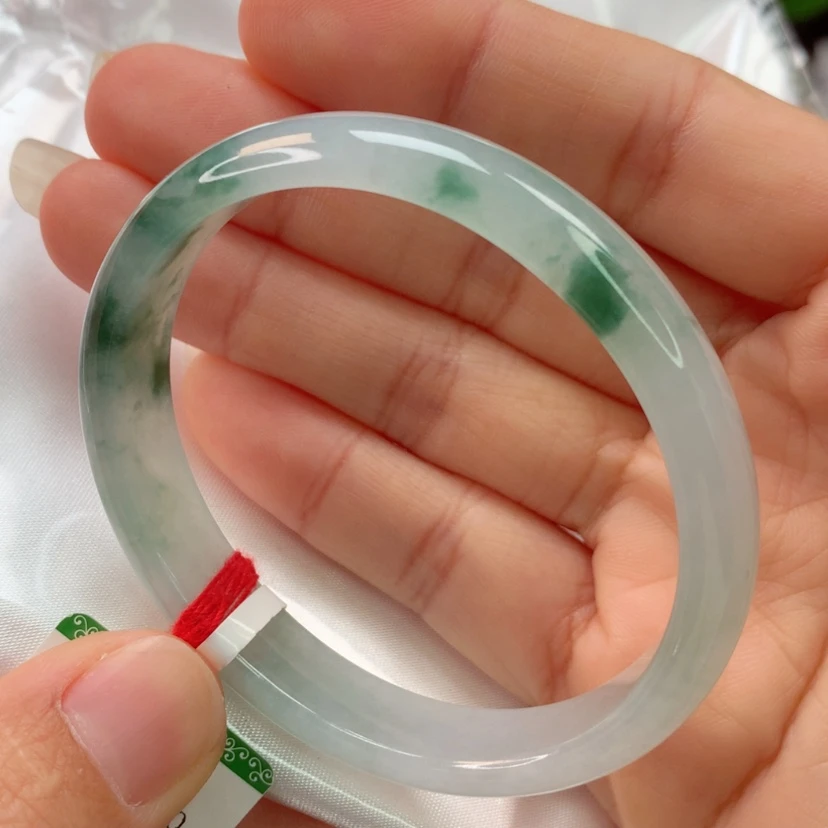 【闪购商品】翡翠手镯（贵妃镯）未镶嵌天然翡翠手镯