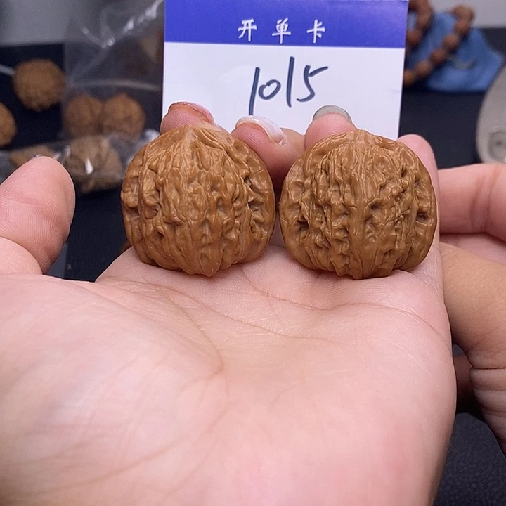 桃核吊坠四座楼35无刀痕s