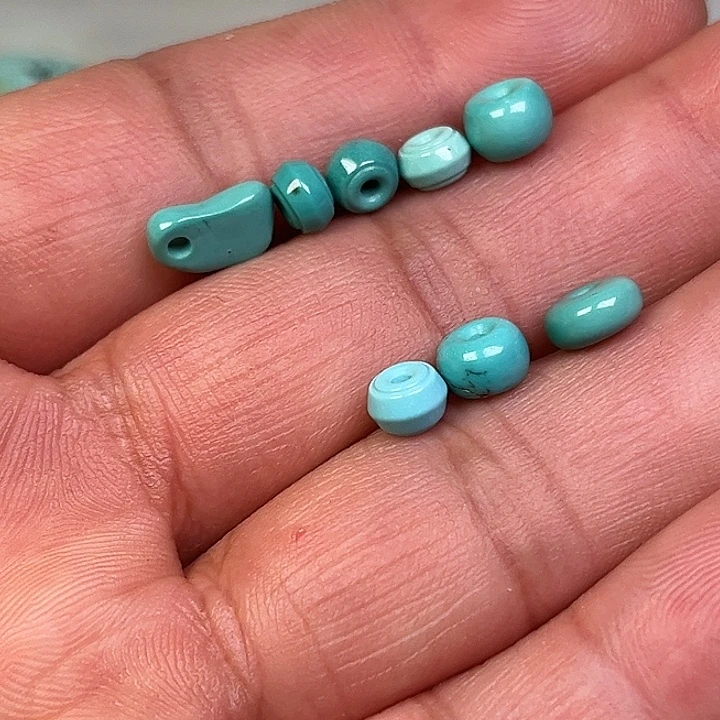 ༺***༻绿松石未镶嵌珠宝奇石