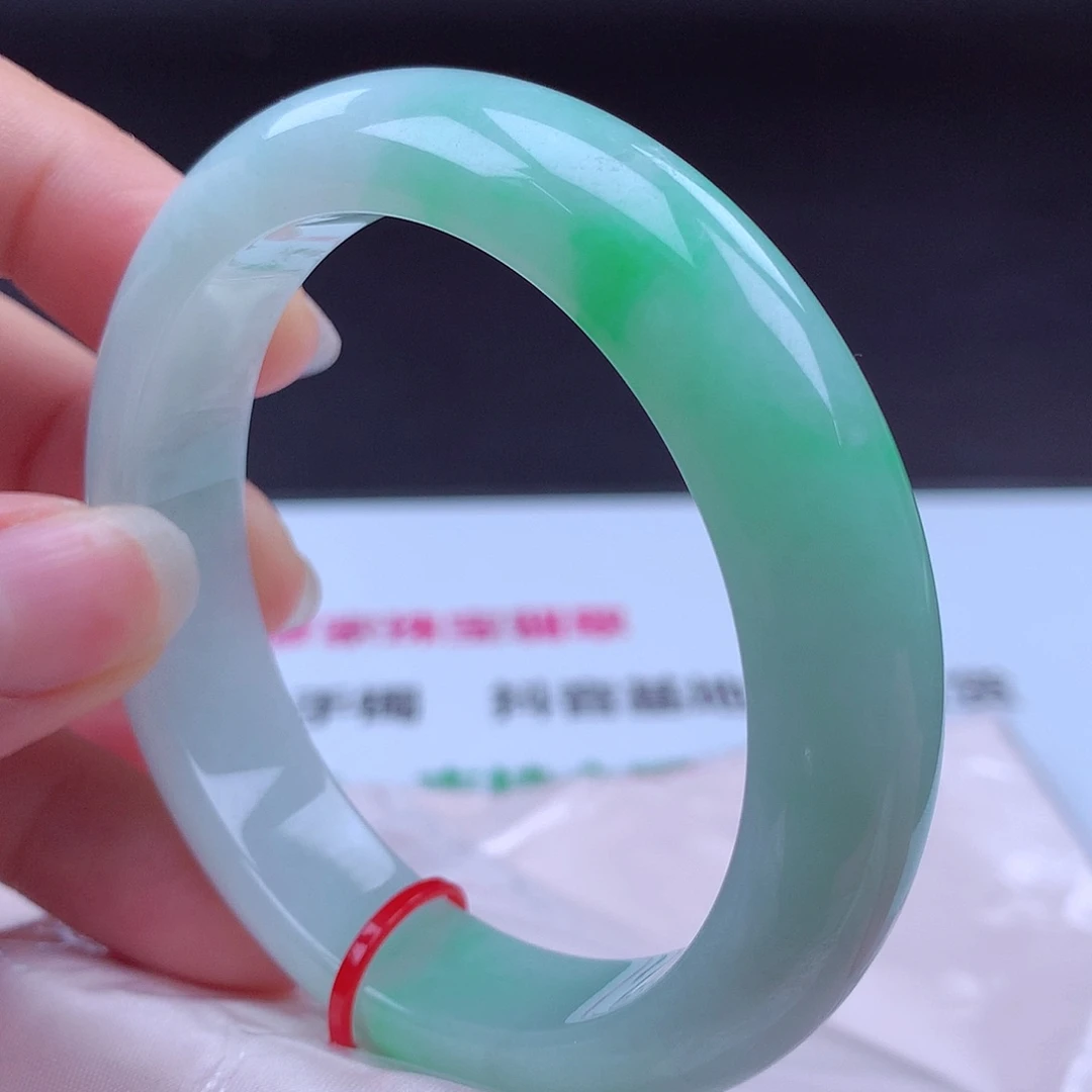 翡翠未镶嵌手镯手镯001937