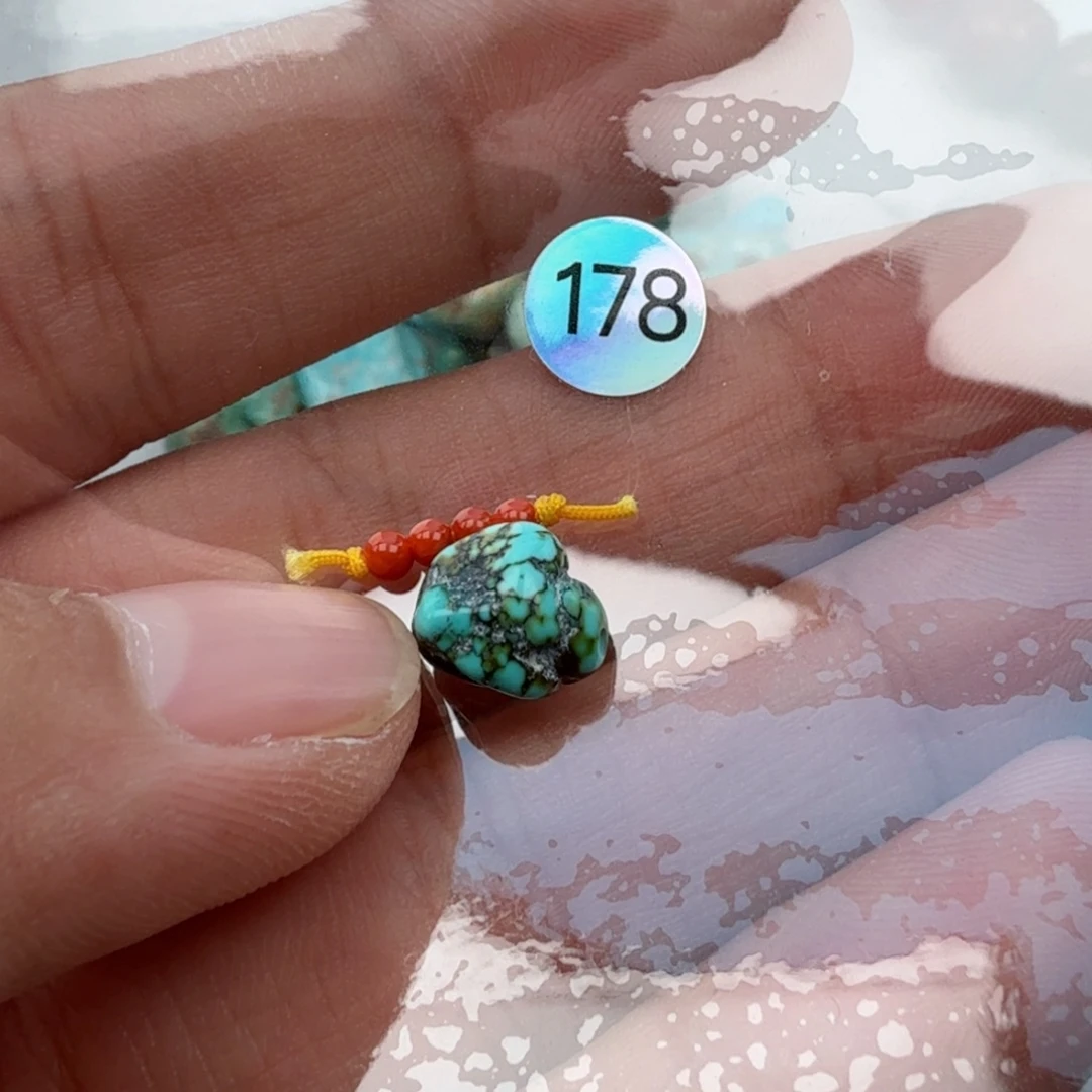 未镶嵌南红玛瑙珠宝奇石