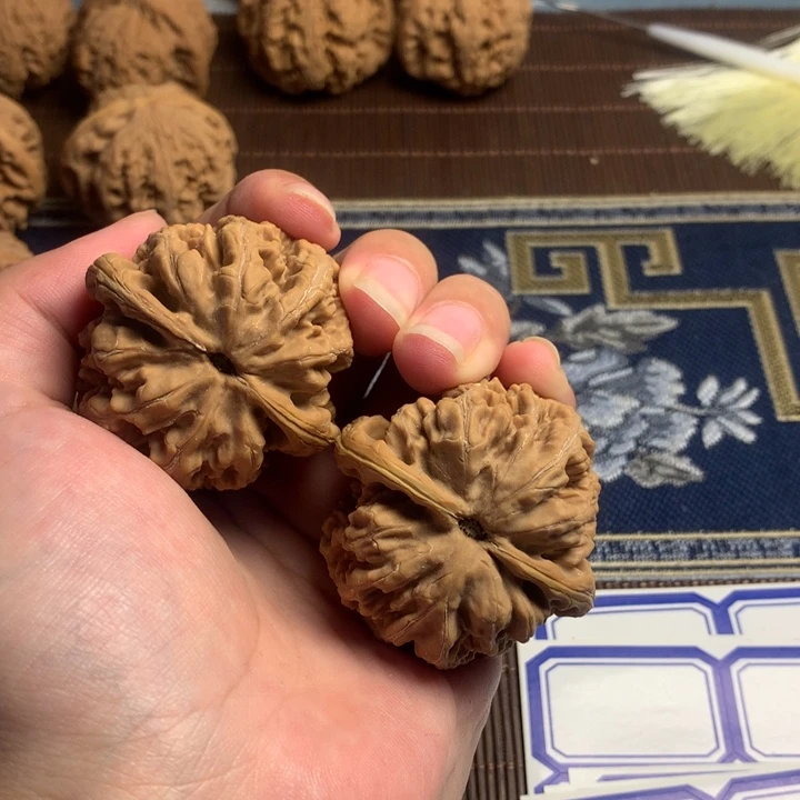 吊坠文玩核桃M***4粗筋