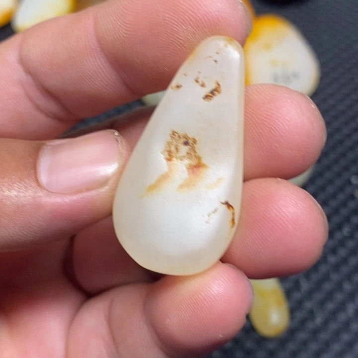未镶嵌和田玉挂件