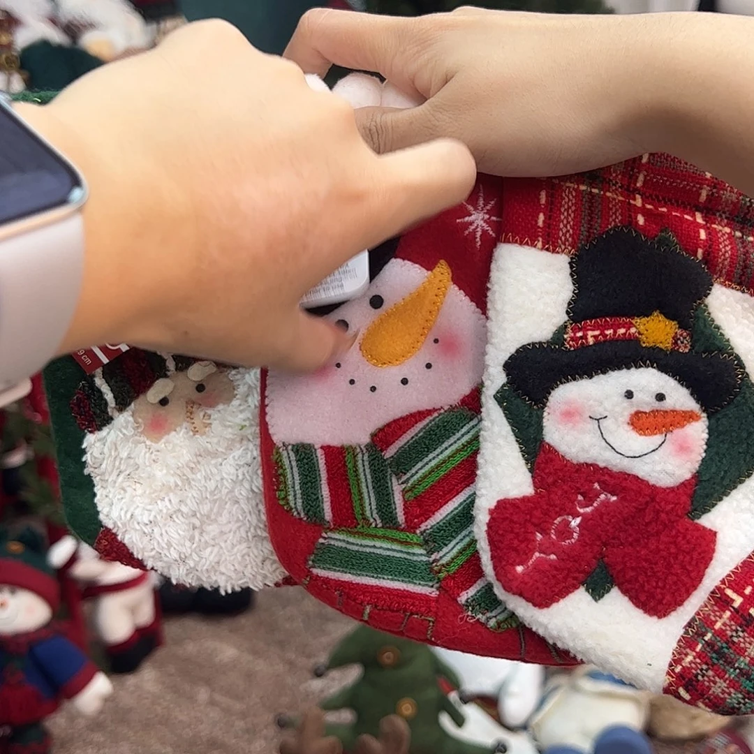 毛绒圣诞小袜子挂件