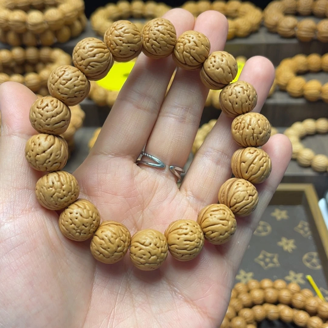 桃核手串曟精品元宝