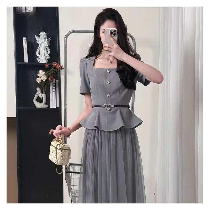 大码气质穿搭方领连衣裙女夏修身高级感小香风纱裙上衣两件套3014