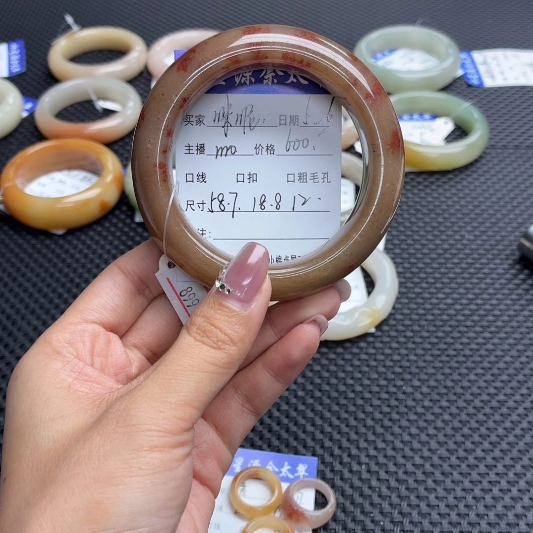 石英质玉手镯未镶嵌咪*