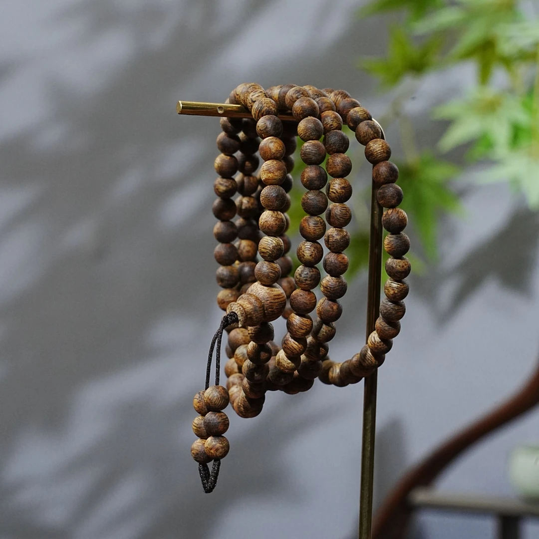 柬埔寨金丝菩萨棋沉香念珠 0.55cm 9.97g 250729016 B