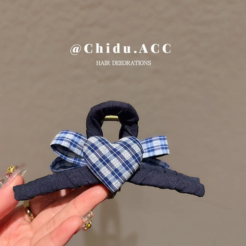 藏蓝色格纹爱心抓夹韩版时尚发饰2025新款后脑勺盘发夹大号鲨鱼夹