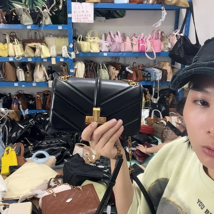 蚕丝默认部队不换，看清楚再拍哟