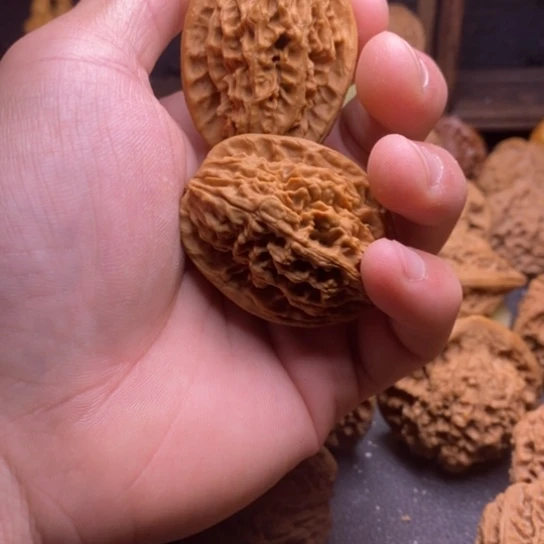 文玩核桃文玩核桃38