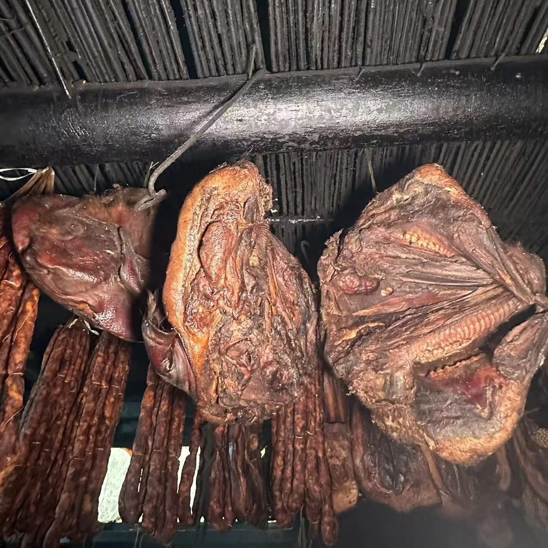 【犟拐拐专属】城口大巴山正宗农家腊土猪头粮食猪柴火熏制