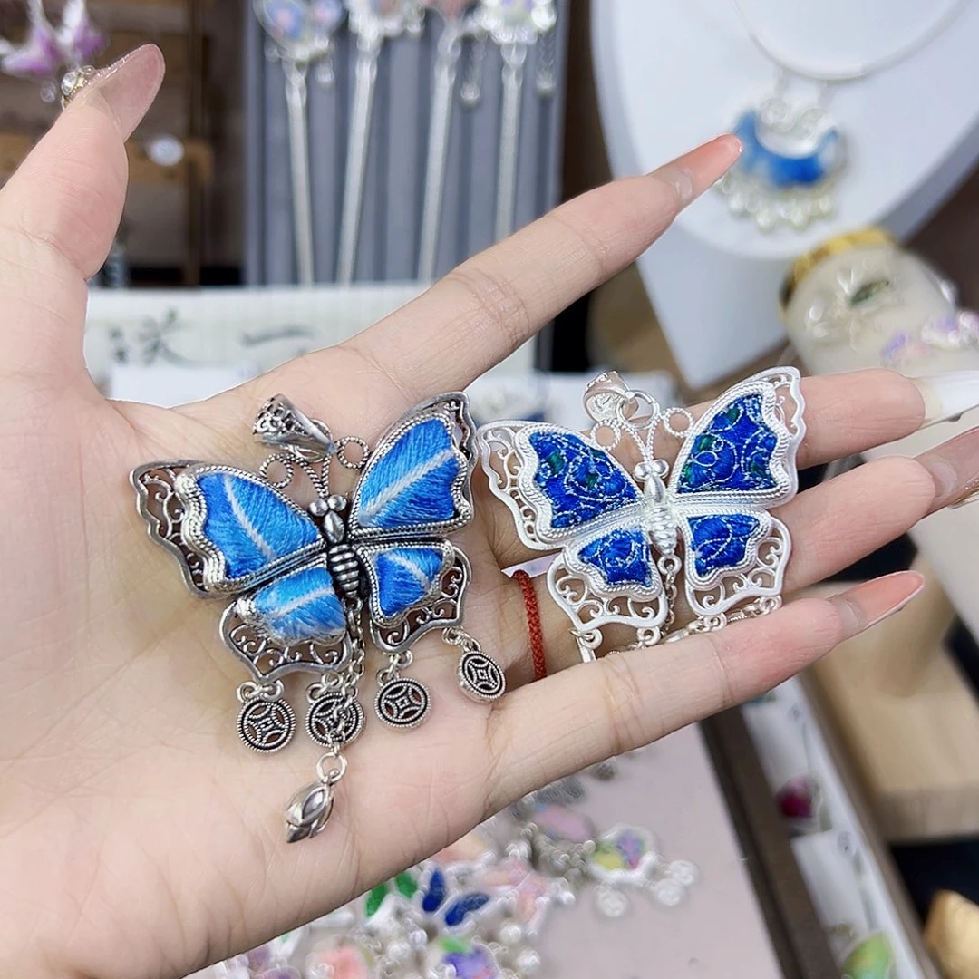 织绣手工福利刺绣吊坠两件套