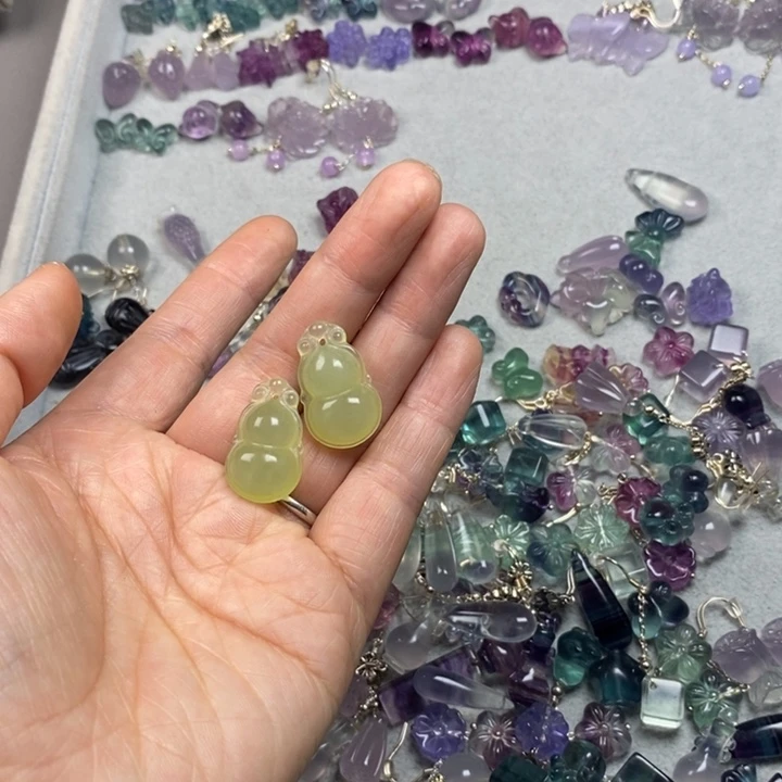 蛇纹石玉未镶嵌挂件耳饰耳环项链