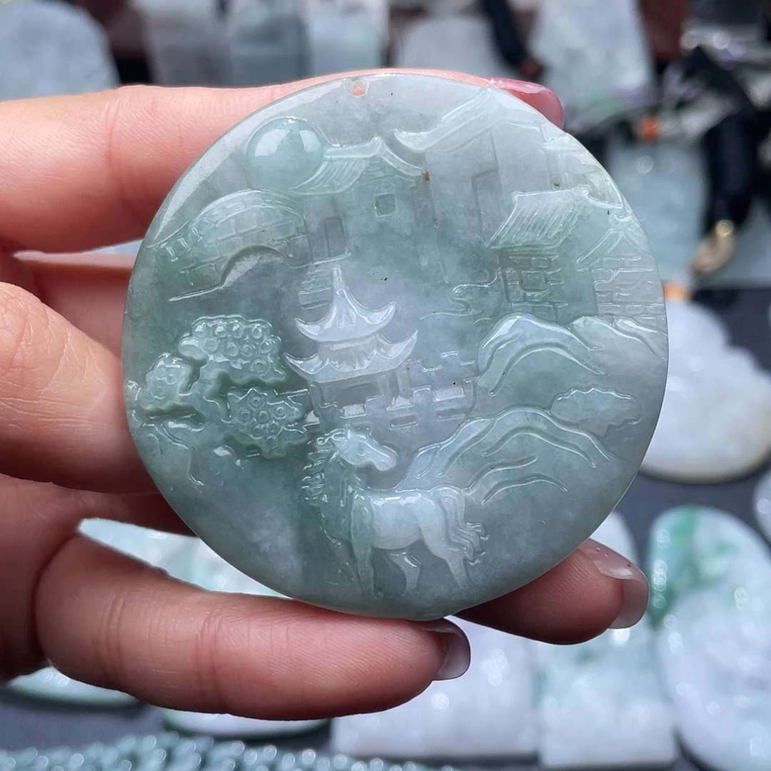 翡翠未镶嵌颈饰翡翠