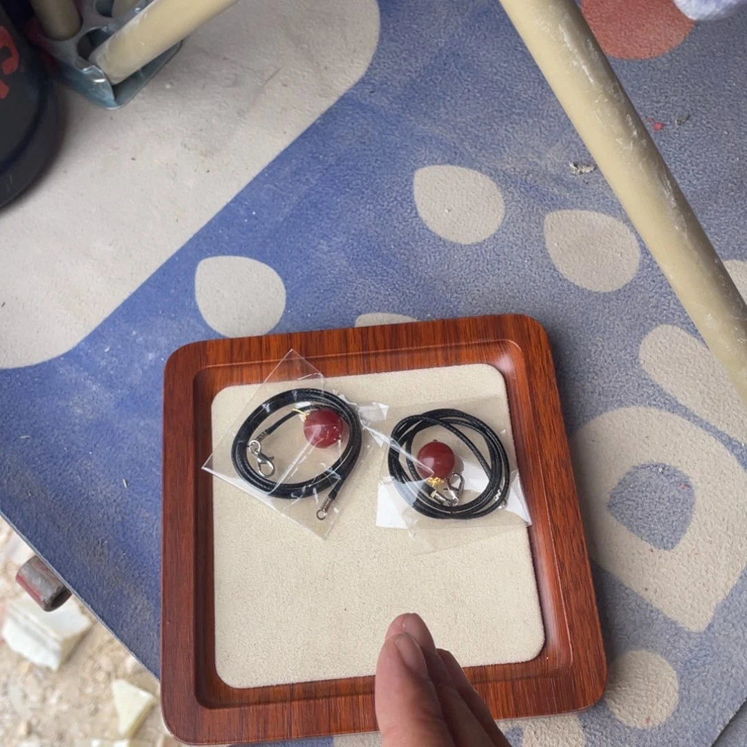 玛瑙/玉髓颈饰合金红玛瑙转运珠吊坠