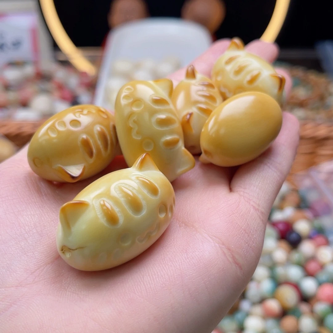 吊坠白玉菩提b26-30mm/3颗象牙果法棍猫瑕