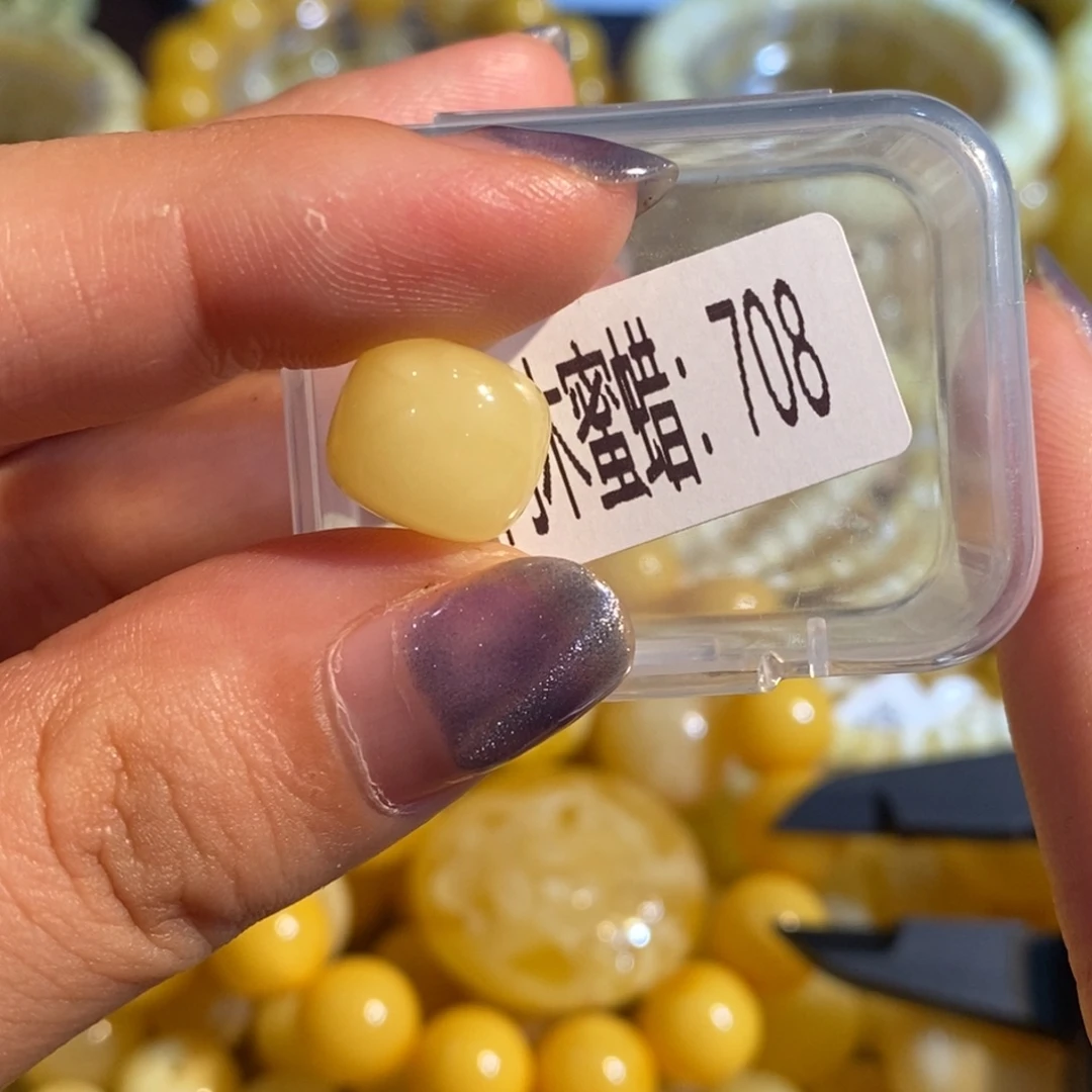 琥珀未镶嵌珠宝奇石708
