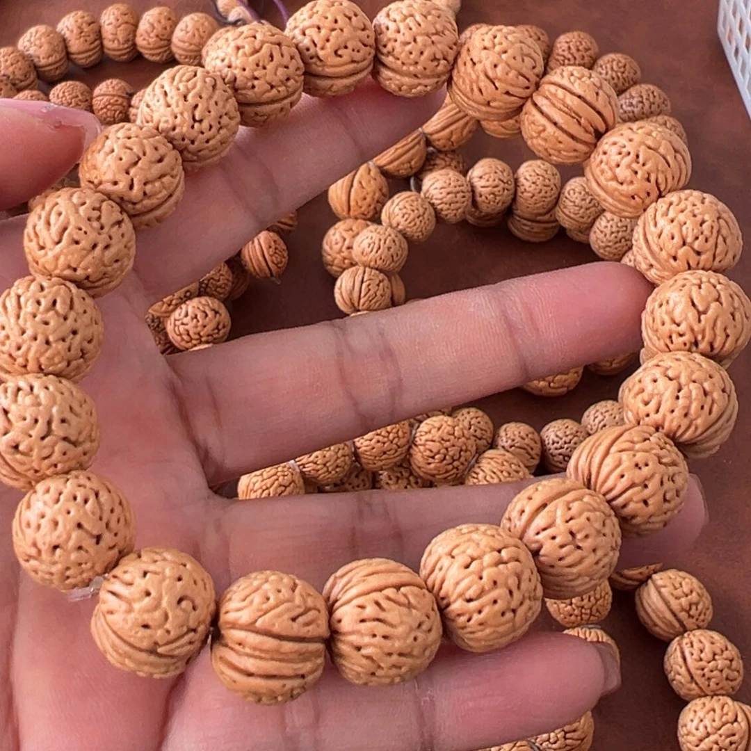 用***0桃木金刚纹桃核手串