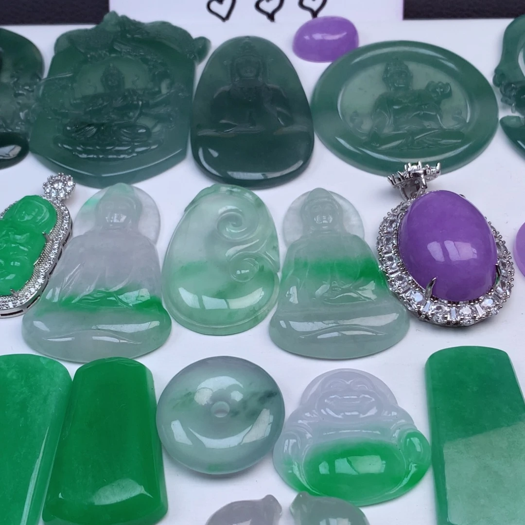 翡翠未镶嵌颈饰多样性发货其一天然a货挂件