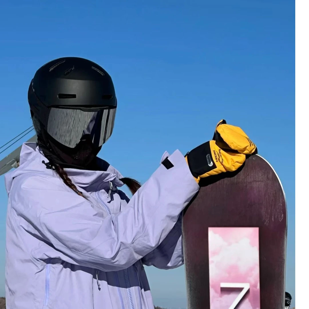 新款冬季滑雪镜雪地一体式大框护目镜户外骑行防眩光防风沙太阳镜