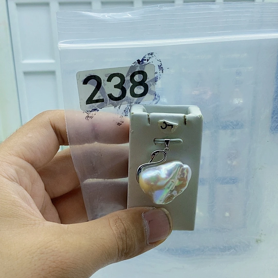 颈饰合金淡水珍珠
