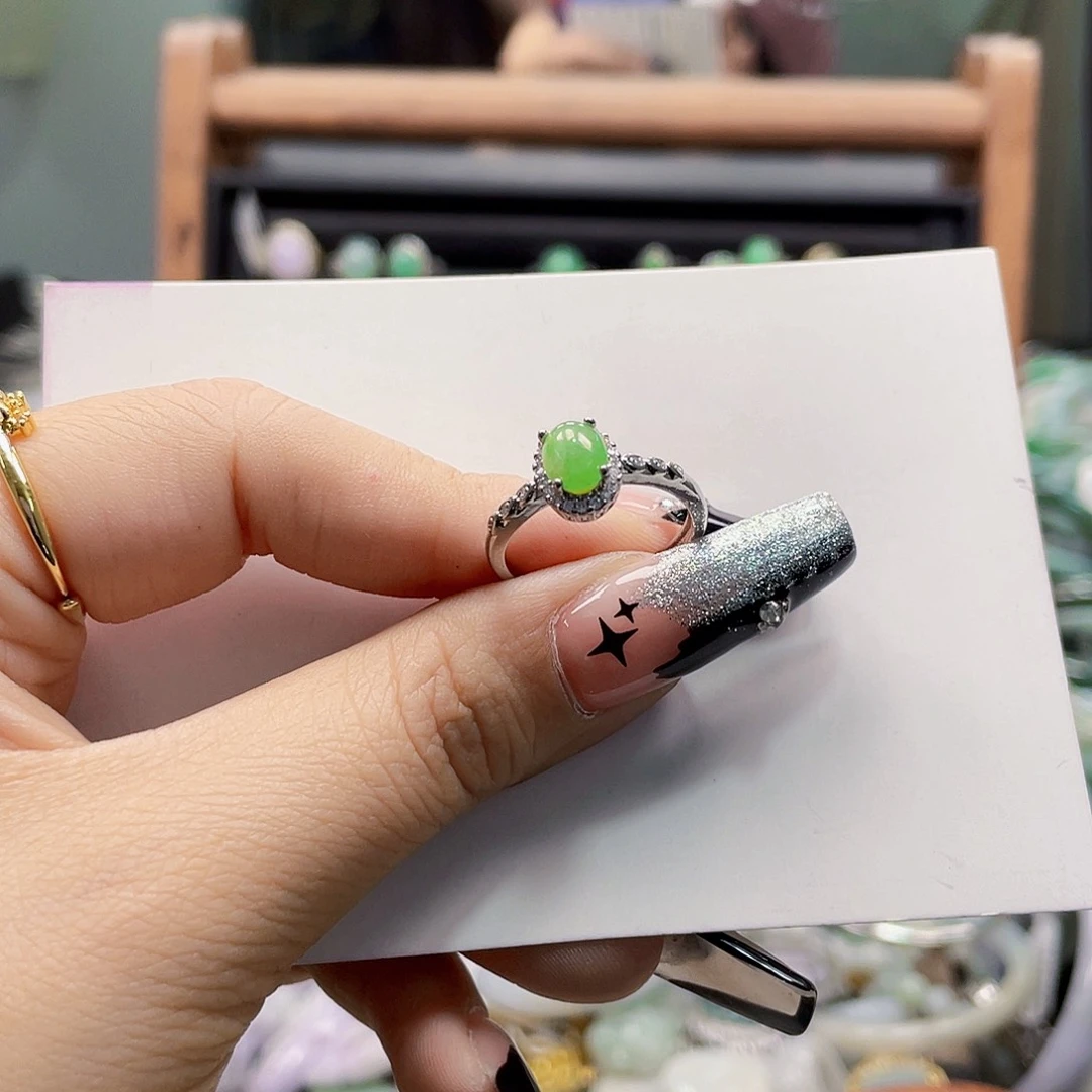 翡翠未镶嵌颈饰天然翡翠Ａ货