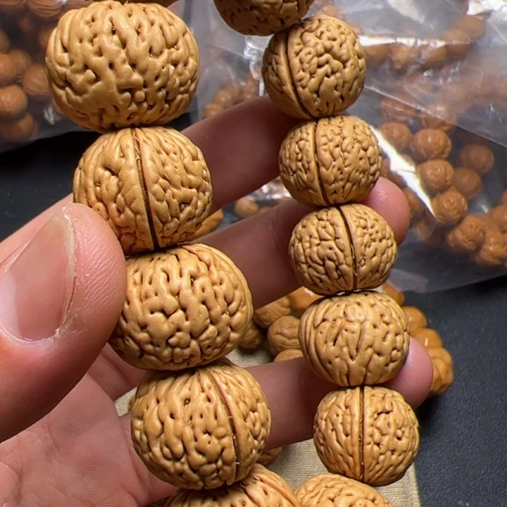 猴头核桃手串?****咯来咯