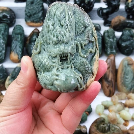 岫岩河磨玉（透闪石质玉）未镶嵌把件