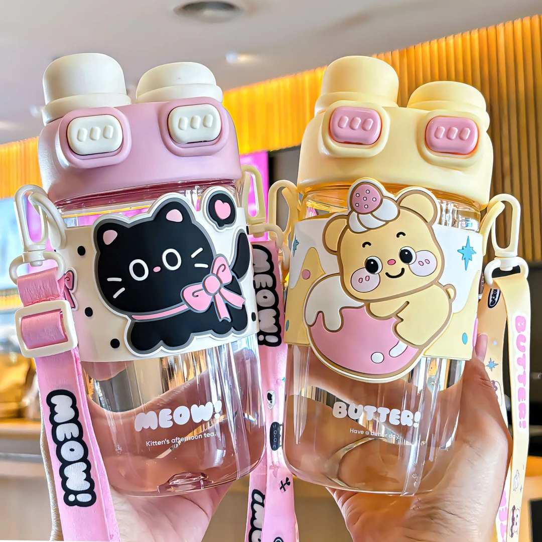 卡通系列双盖塑料杯自带调节杯绳方便携带卡通杯套硅胶吸管饮水杯
