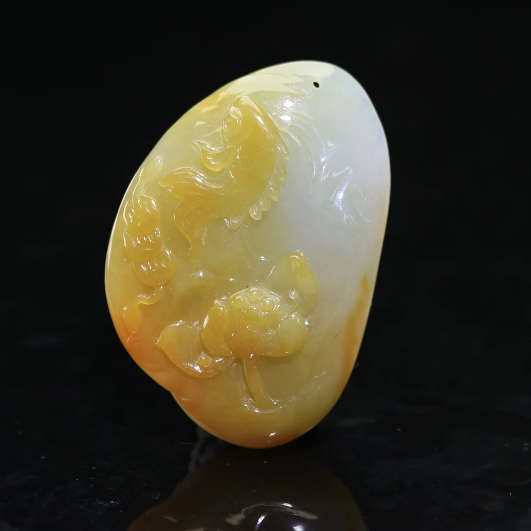35天然缅甸翡翠A货黄翡荷叶鱼/800191/上海嘉禾拍卖