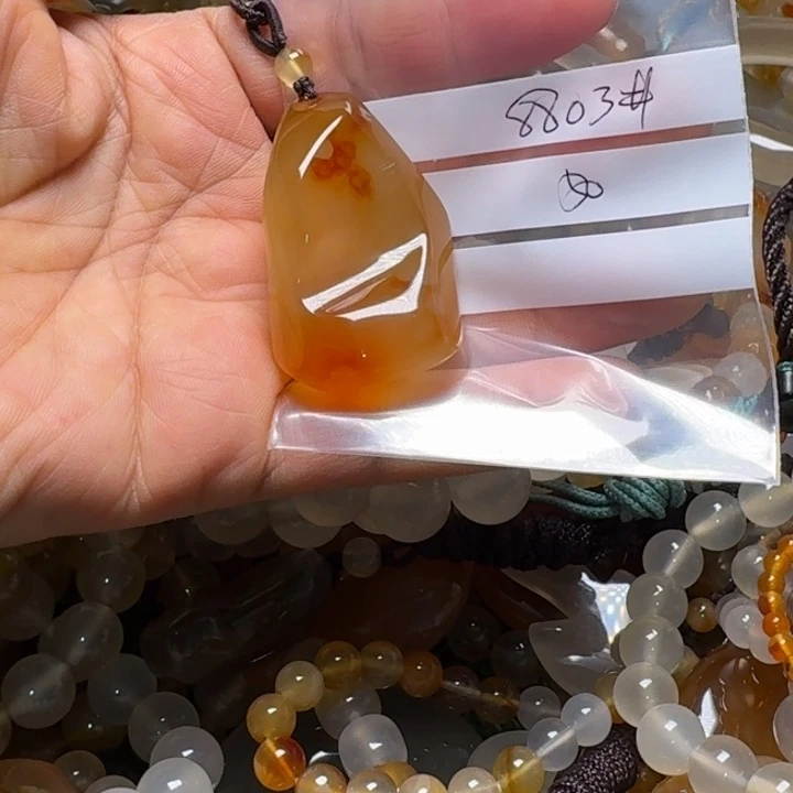 飞***翔玛瑙/玉髓合金颈饰8803