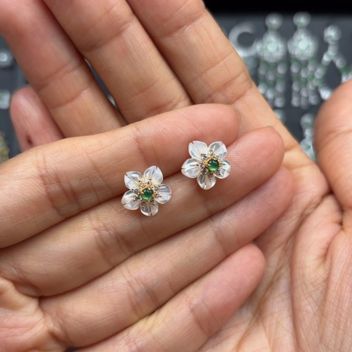 翡翠银S925镶嵌颈饰