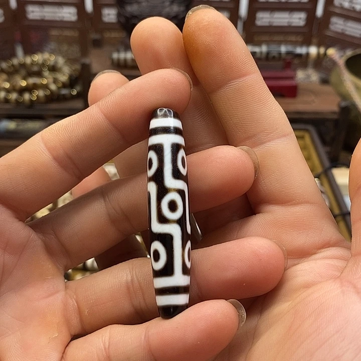 玛瑙/玉髓颈饰未镶嵌鲸*
