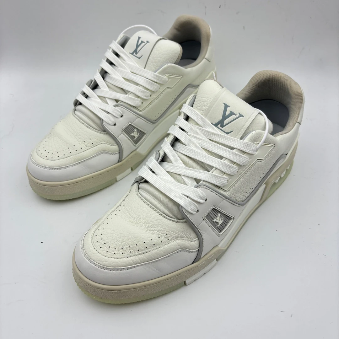 95新 LouisVuitton/路易威登 42码/LV trainer纯白/无盒/95新